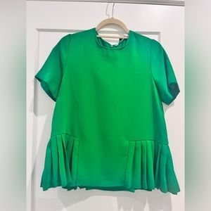 EUC Zara Short Sleeve Blouse in Kelly Green. Size M.